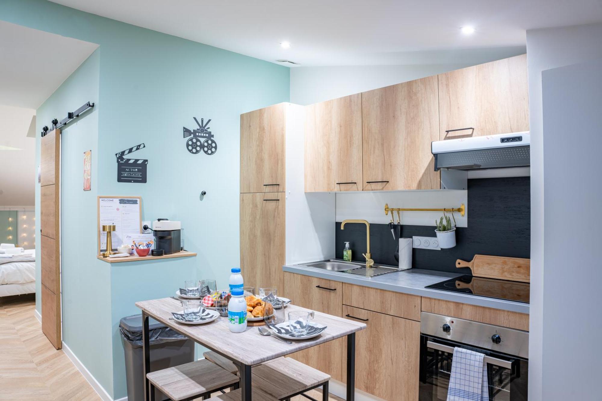 טורנוס Food And Chill - Deux Appartements Hypercentre - 1 Theme Cinema - By Primo C0Nciergerie מראה חיצוני תמונה